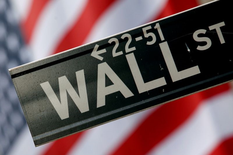 S&P 500 and Nasdaq extend record run, Dow ends within sight of record close